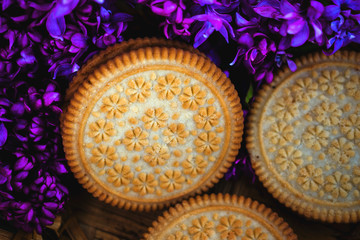 cupcakes with frosting