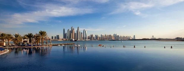Tuinposter Panorama van Dubai Marina Skyline bij zonsondergang Verenigde Arabische Emiraten © Cara-Foto