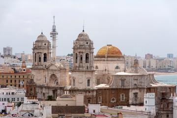 Fototapeta na wymiar Catedral de la Santa Cruz de Cádiz, Andalucía