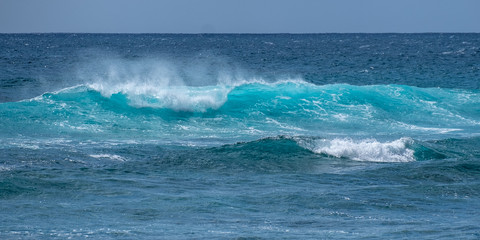 Dual Waves, Hawaii