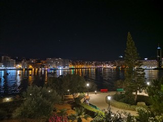 Fototapeta na wymiar Malta Nocturna