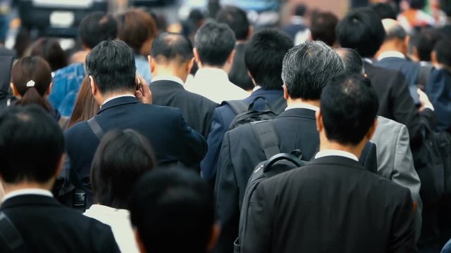 東京　通勤　スーパースローモーション　8倍速　春　5月