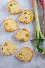 rhubarb sponge cake
