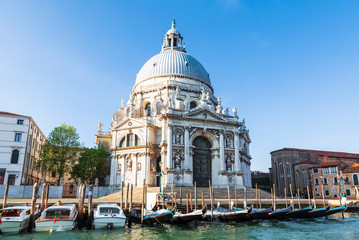 Fototapeta na wymiar Grand canal overlooking Santa Maria della Salute Cathedral, Venice, Italy.