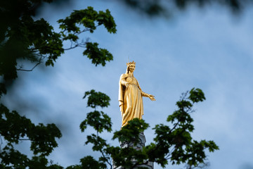 Fototapete bei efototapeten.de bestellen   