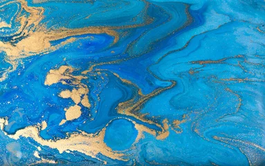 Blaues Marmormuster. Flüssige Textur aus goldenem Marmor. © Anna Babii