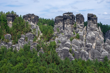 Felsformation im Basteigebirge in der sächsischen Schweiz