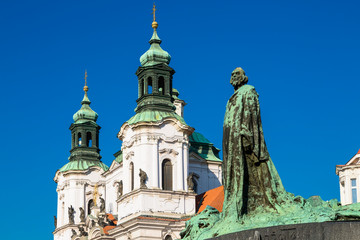 Fototapeta na wymiar Jan Hus Monument, Staromestke Square, Prague
