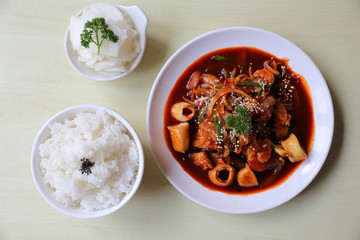 Seafood with korean sauce with rice