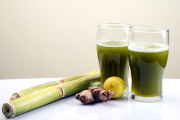Sugarcane juice with lemon and ginger, refreshment