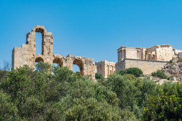 Fototapeta premium Parthenon temple in Acropolis at Athens, Greece