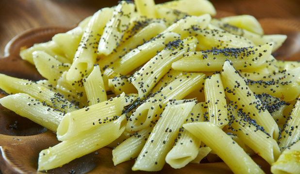  German Mohnnudel