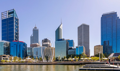 Beautiful view of the center of Perth, Western Australia, on a sunny day - obrazy, fototapety, plakaty