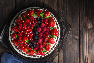 chocolate cake with strawberries