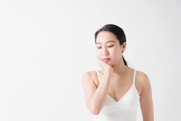 ビューティー・女性・白バック
