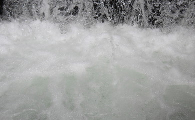 Schizzi d'acqua nella Cascata