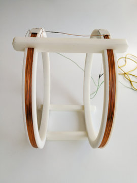 Helmholtz coil for magnetic field immunity measurements