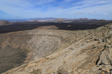 Fototapeta na wymiar paysage volcanique de Lanzarote, Canaries