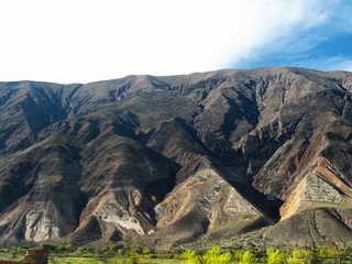 Paisaje monta&ntilde;oso