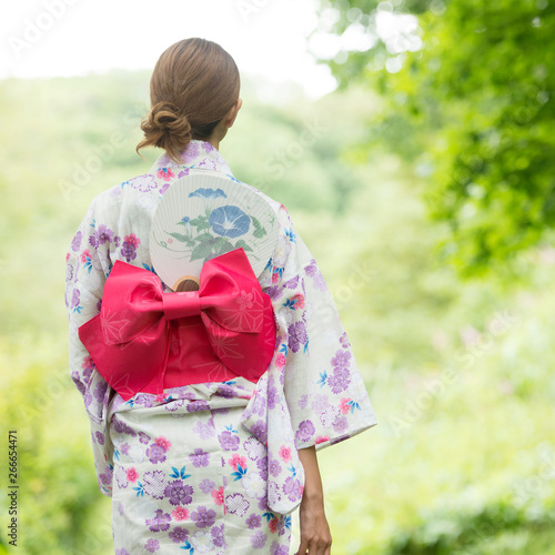 浴衣姿の女性の後姿 Wall Mural Wallpaper Murals Ohayou