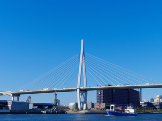 大阪築港から見る天保山大橋