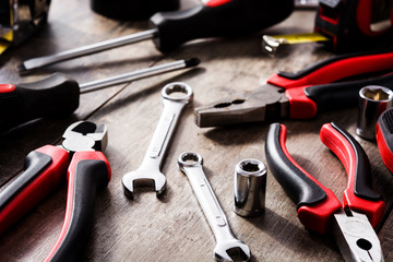 Building tools repair set