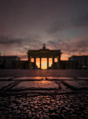 Brandenburger Tor zum Sonnenaufgang © Mulinarius