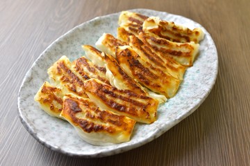 焼き餃子