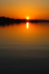 Sonnenaufgang auf der Insel Zut in Kroatien