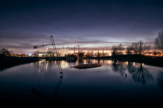 Wolfsburg am Abend