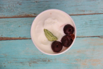 Glace macaron cerises	