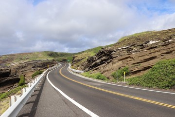Coastline highway along the south shore of Oahu, Hawaii - 266788251