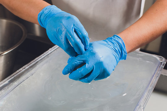 Cheesemaker Fat รูปภาพCheese-Maker – เลือกดูภาพถ่ายสต็อก เวกเตอร์ และวิดีโอ1,021 ...