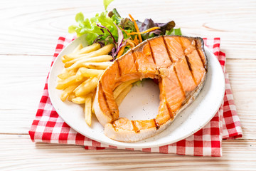 grilled salmon steak fillet with vegetable