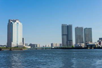 東京隅田川に架かる相生橋からの風景