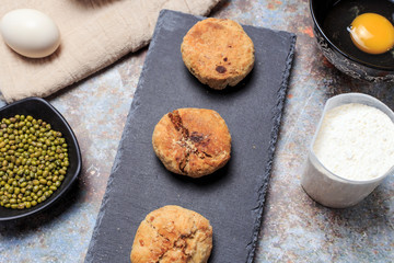 Delicious mung bean cakes