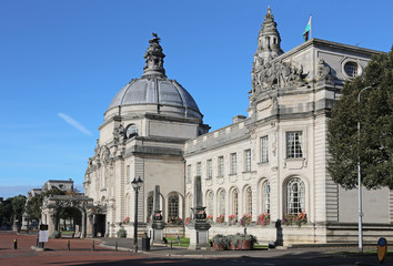 Cardiff city hall