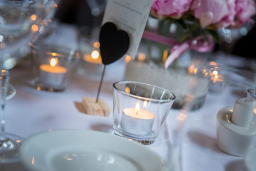 bougies sur table