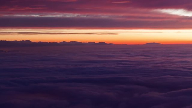 Timelapse de la mer de brouillard sur la plaine, depuis le Jura.