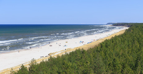 Plaża w Dębkach, na pomorzu gdańskim - 266901420