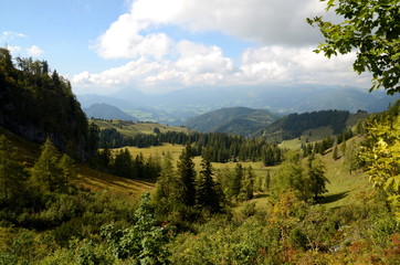 Fototapeta na wymiar Scenery near Gosaukamm in the Salzkammergut region in Austria
