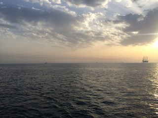 Naklejka premium sunset over the sea