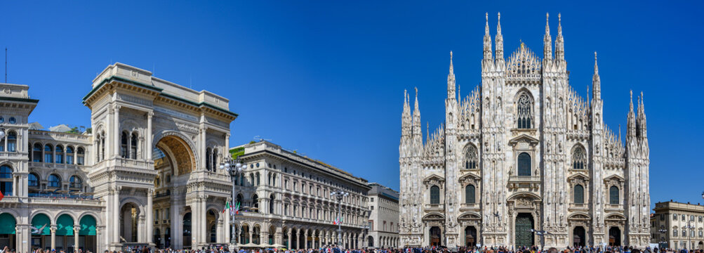 View Cathedral Duomo and Galleria Vittorio Emanuelle in Milan, Italy.