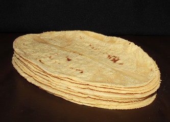 Tortillas de maiz amarillo