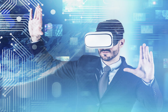 Man in VR headset works with streaming technology