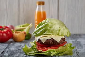 medium roast beef hamburger with salad, without buns