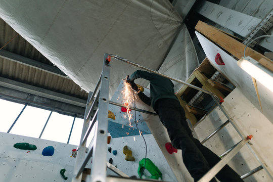 Construction work at the bouldering gym