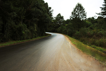 Estrada em uma cidade do Paraná Brasil