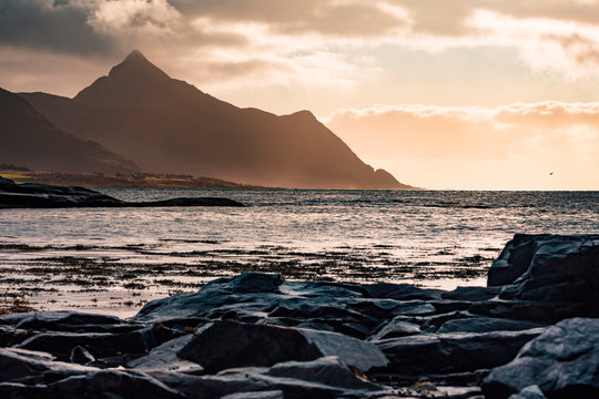 Norway, Lofoten Islands, Gravdal, coast and sea