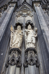 Fototapeta na wymiar patterns on the cathedral Kölner Dom
